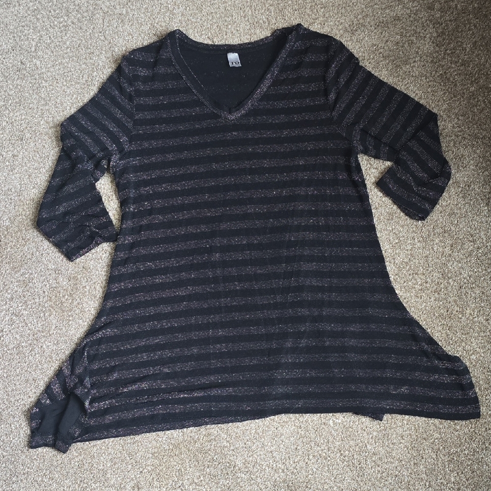 t/o Blue and Gray 3/4 Sleeve Boxy Tunic